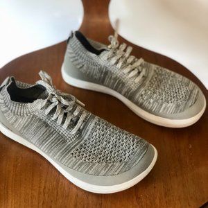 Altra WOMEN'S VALI size 9